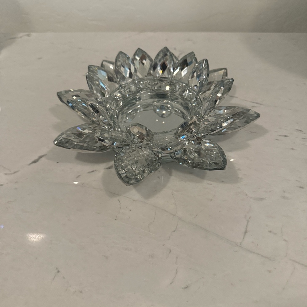 Crystal Lotus Candle Holder